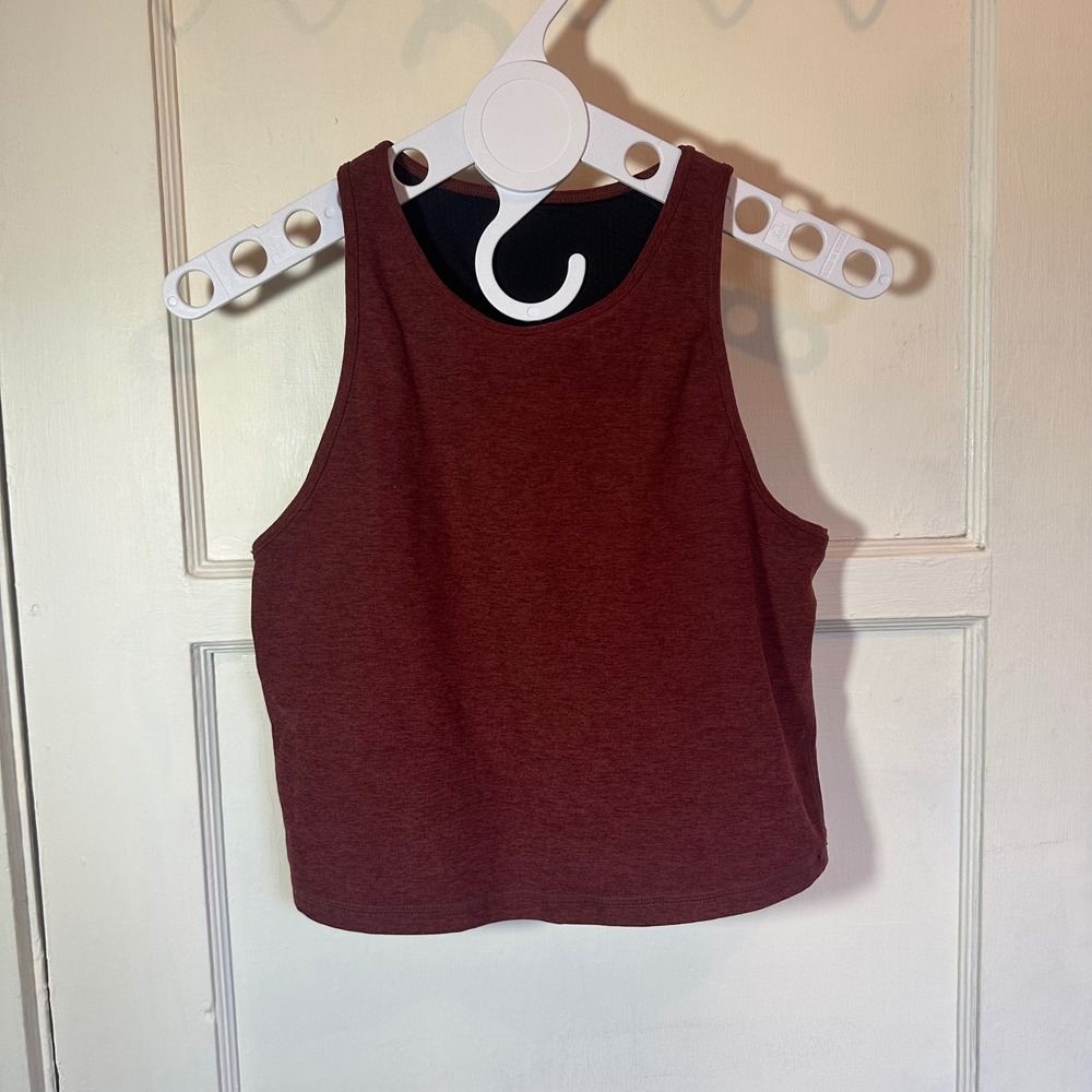 Vuori Crop Tank